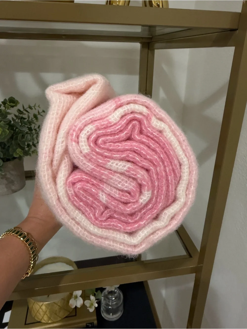 Woven Blanket Throw - Soft Pale Pink